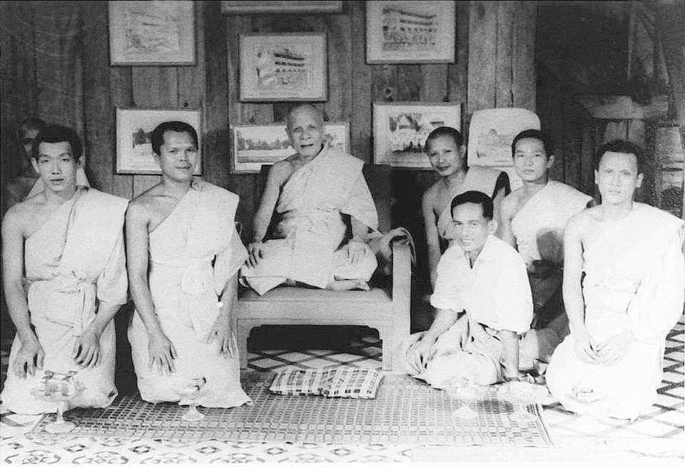 "ที่พึ่งอันประเสริฐ"